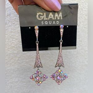 NWT  Dangle Rhinestone Earrings